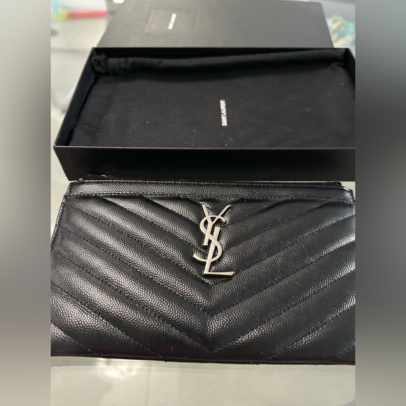 Yves Saint Laurent Nero Pouch Box - Picture 5 of 8
